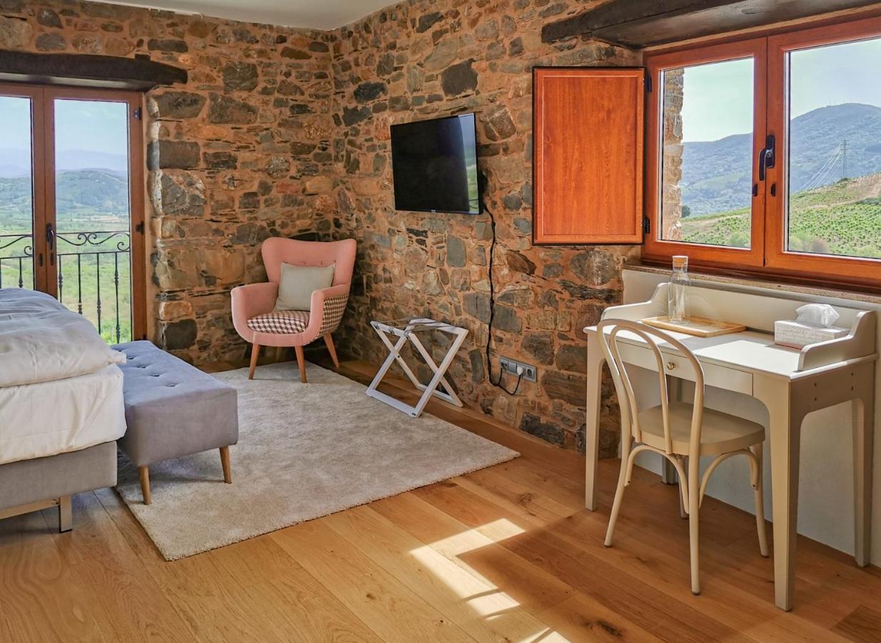 Boutique Finca Esencial Villafranca Del Bierzo Eksteriør billede